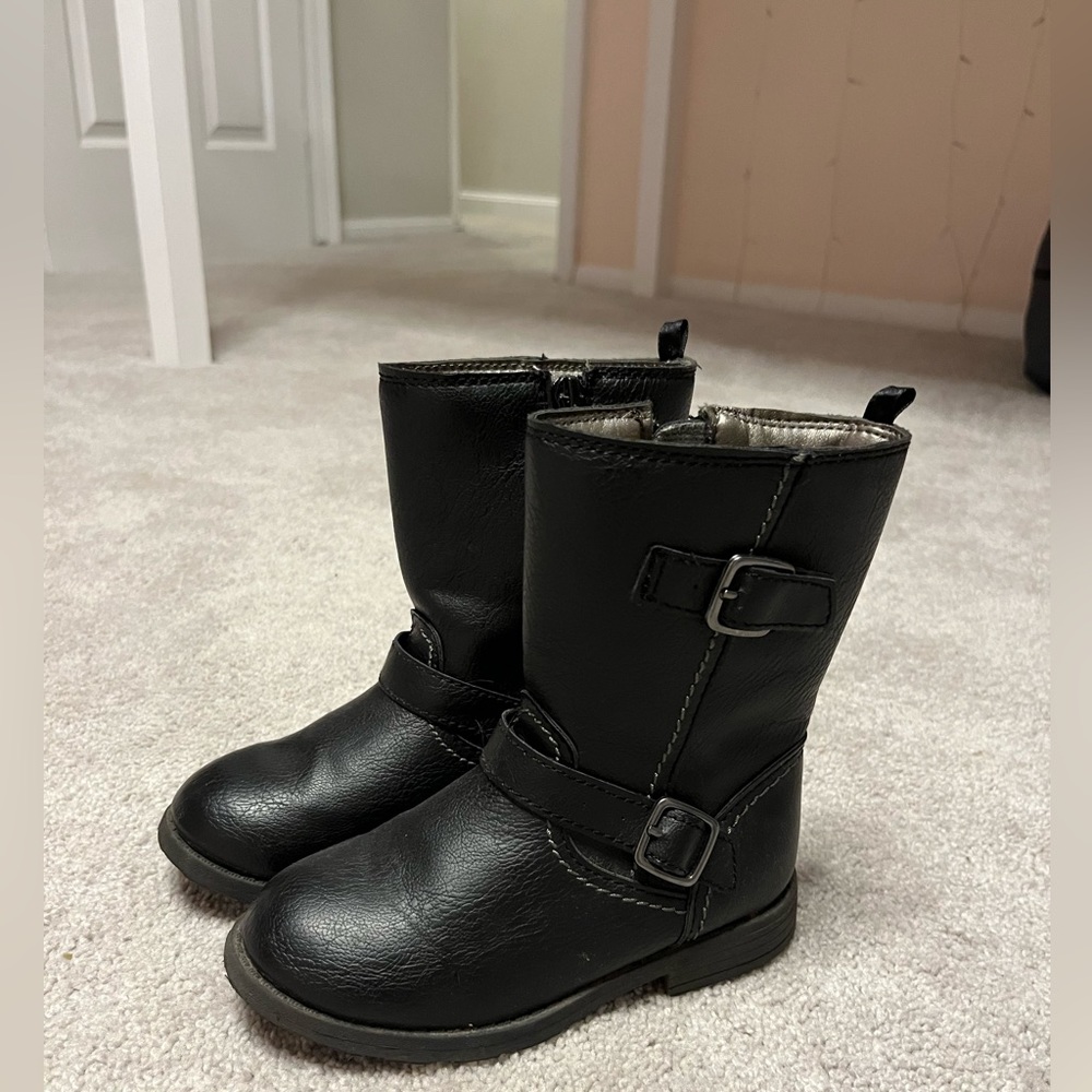 Girls Black Boots, size 11.